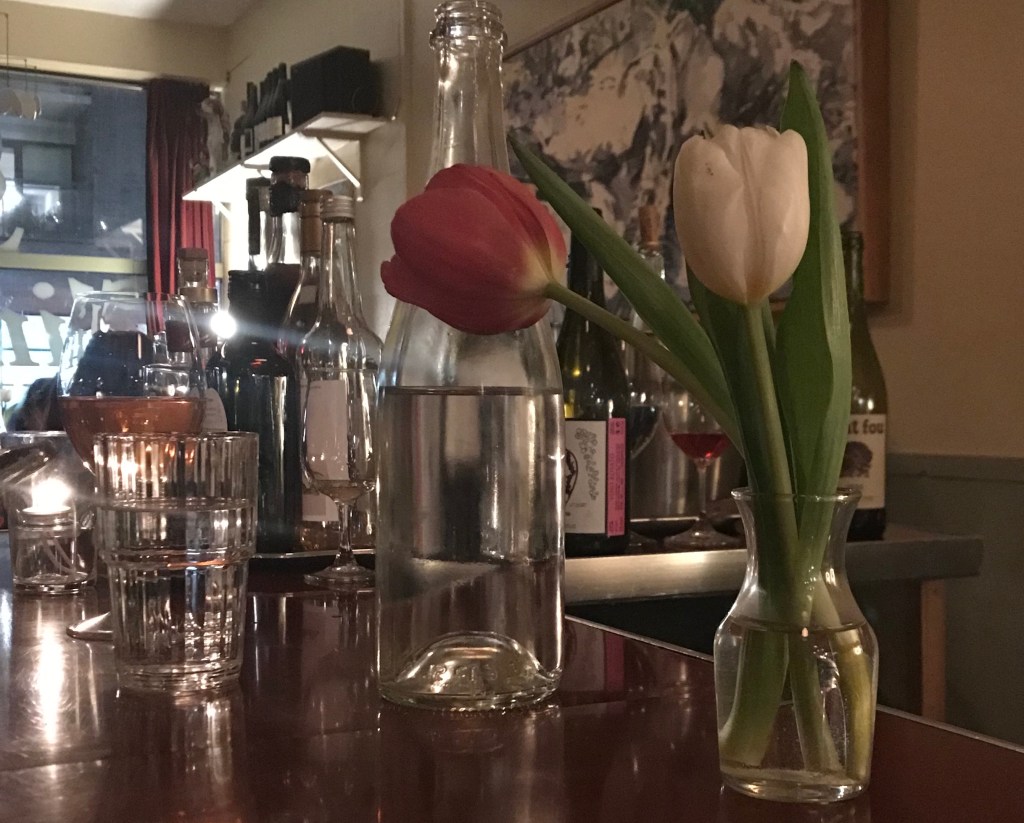 when dinner out is like being at a dinner&nbsp;party