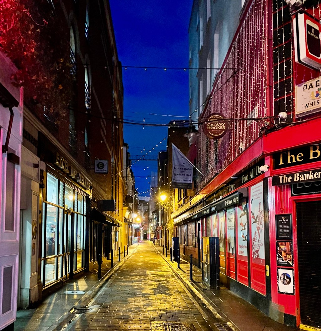 beer in the rain and a literature&nbsp;museum